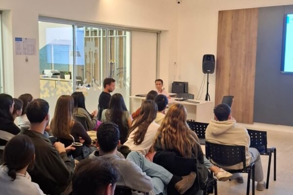 WhatsApp Image 2025-10-21 at 21.35.55 (1)