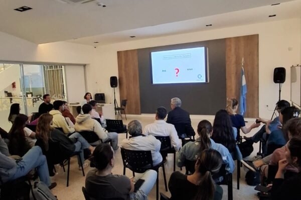 WhatsApp Image 2025-10-21 at 21.35.59 (3)